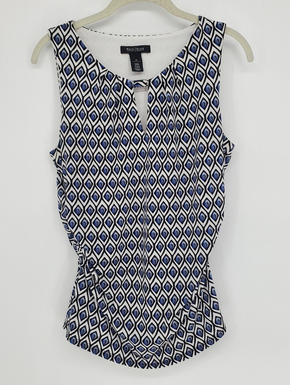 White House Black Market Geometric Sleeveless Keyhole Shell - Size Medium